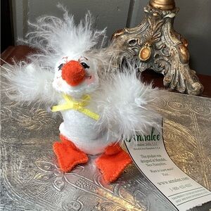 Annalee 3" Fluffy White Duck Figurine with Feathers and a Yellow Ribbon 2016 NWT